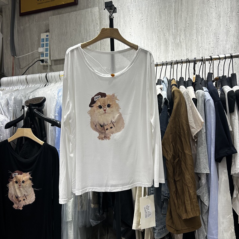 Sweet and Spicy Style Kitten Pattern Round Neck Long-Sleeve T-Shirt, Sexy One-Shoulder Slim-Fit Top