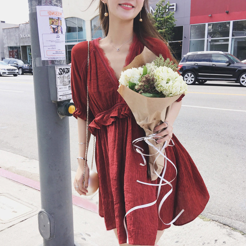 Hainan Sanya beach skirt female 2022 new Bali tourism seaside vacation sweet super fairy dress is thin