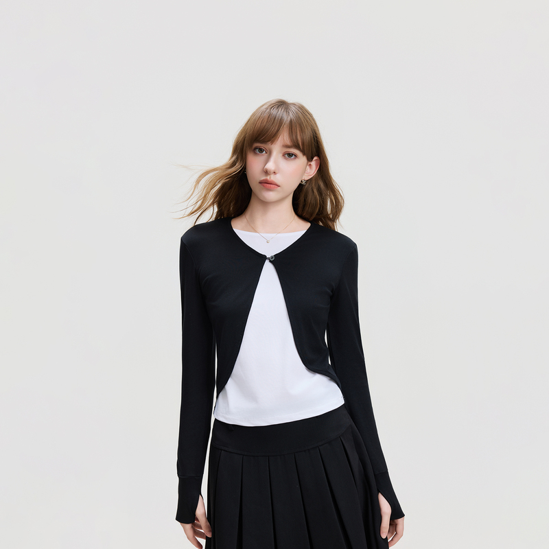 Hoa Niche Design Fake Two-Piece Knitted Top for Women, Spring and Autumn 2026 New Slim Fit Casual Versatile Top
