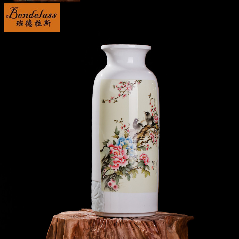 Banderas hand painted pink porcelain pendulum with flower opening rich and expensive art antique vase furnishing