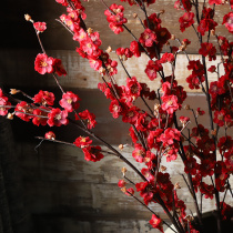 Simulation of white plum blossom dry branches