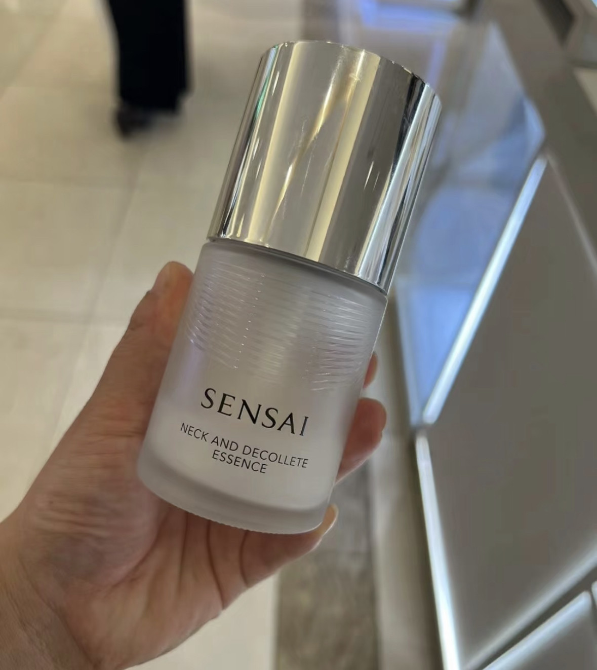 In stock sensai neck cream 100ml: japanese mercerized color, fade