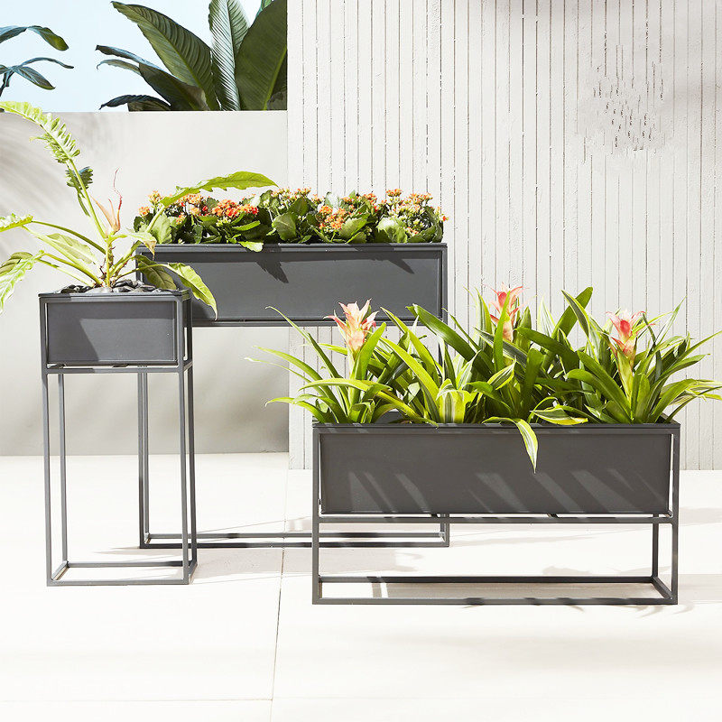 Outdoor Flower frame with iron partition flower groove courtyard restaurant floor basin frame network red balcony green flower rack