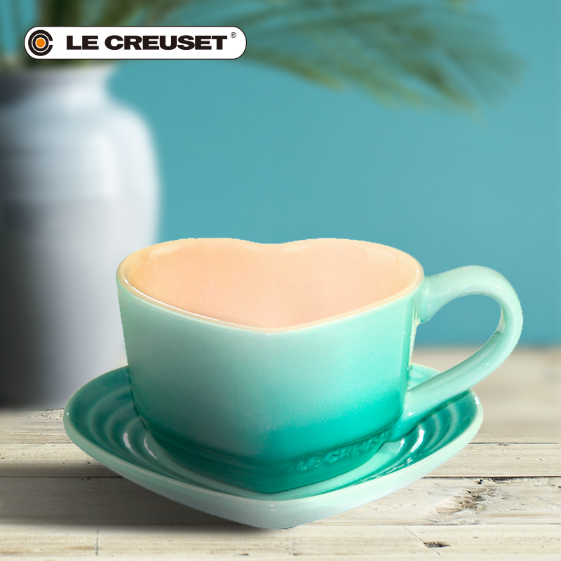 France 's LE CREUSET cool color stoneware heart mark cup with afternoon tea saucer coffee water to send his girlfriend