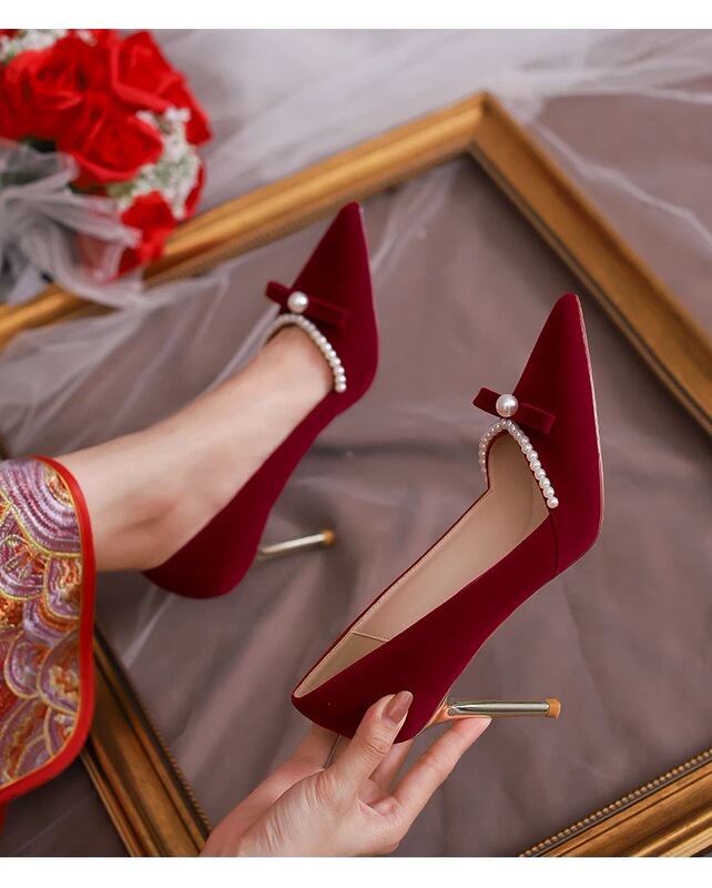 Chinese-Style Wedding Shoes 2026 Spring and Autumn New Model Xiuhe Dress Wedding Dress Two-Way Wear Bridal Shoes French-Style Red High Heels Chinese-Style Wedding Shoes 2026 Spring and Autumn New Model Xiuhe Dress Wedding Dress Two-Way Wear Bridal Shoes French-Style Red High Heels
