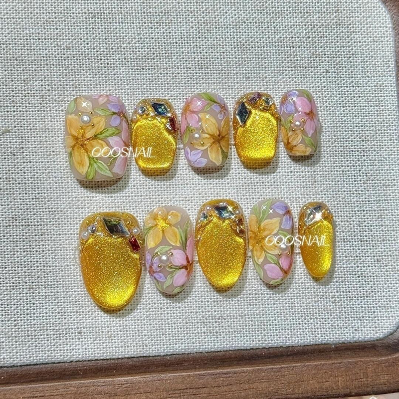 Handmade Japanese-Style Press-On Nails ins Light Luxury Niche Short Yellow Floral Gold Beads Cat Eye Brightening Manicure Handmade Japanese-Style Press-On Nails ins Light Luxury Niche Short Yellow Floral Gold Beads Cat Eye Brightening Manicure