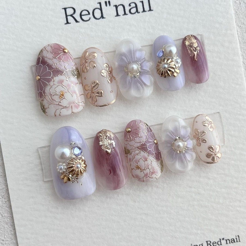 Purely Handmade Wearable Nails with a High-End Feel, Internet-Famous Purple-Red with Gold Foil Embossed Floral Design, Nude Color, Gentle and Elegant Nail Patches