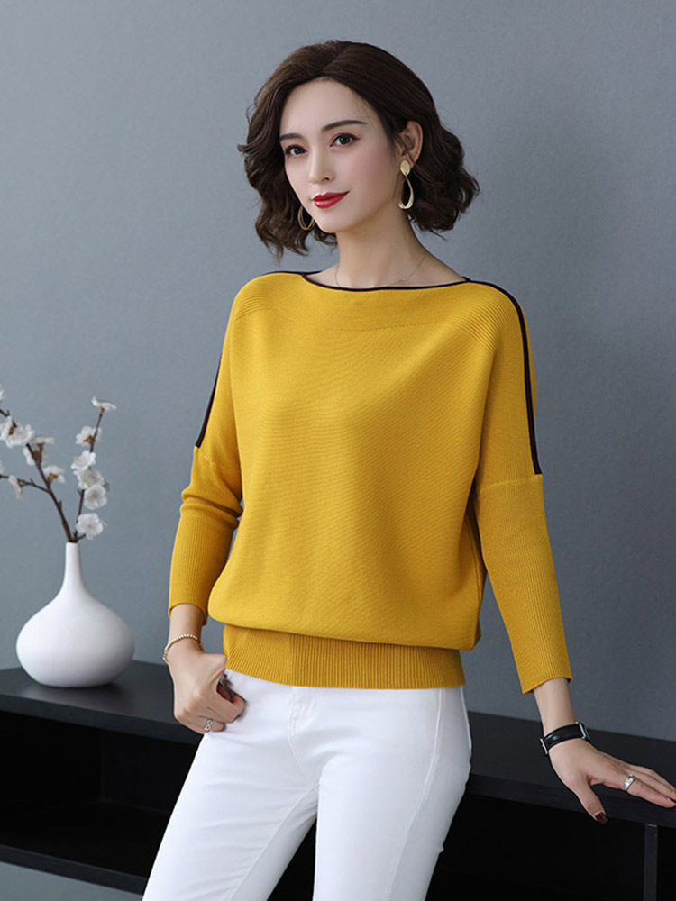 Ice silk long-sleeved T-shirt women fall 2021 new knitted large size top loose one-word collar knitted bat shirt tide