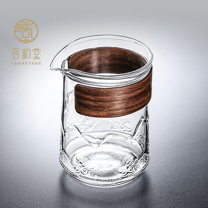 Shanhaixing glass fair cup thickened heat-resistant Japanese high-end kung fu tea set accessories tea leak set filter male cup