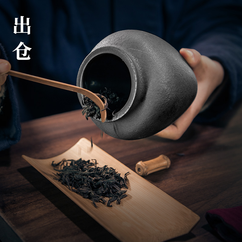 Coarse pottery tea pot ceramic seal warehouse loading large POTS pot of black tea pot of pu 'er tea POTS of tea