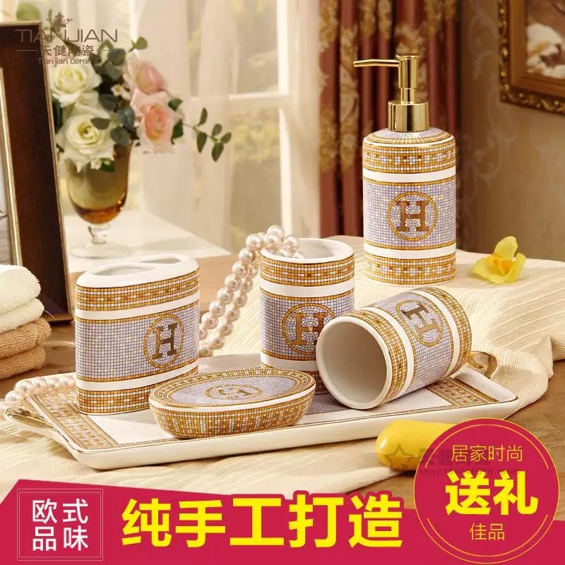 European-style bathroom five-piece couple wedding wash set toilet bathroom supplies ceramic toothbrush cup with tray