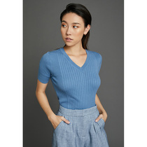  As soon as POSSIBLE SHAPE Wang Xiao private clothes V-neck pure cotton short-sleeved sweater T-shirt solid color slim casual all-match knitted bottoming