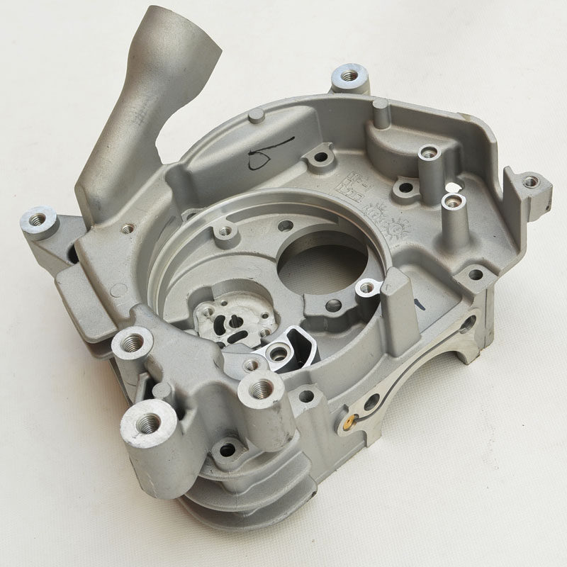 Apply Mountain Leaf Ghost Fire Engine Right Box Skillset Flowers Wedding Car Fun Eagle 100 Crankcase Magnetic Motor Cover