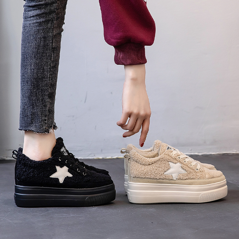 Thick-soled muffin 2021 new style inner heightened lamb wool shoes women's autumn and winter plus velvet to keep warm outside wearing peas cotton shoes