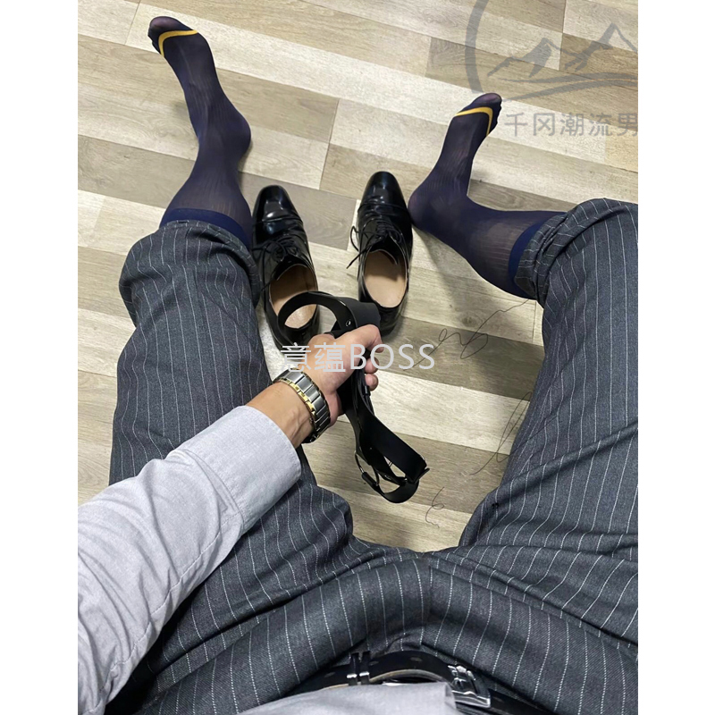 High-End Men's Stockings with Gold Toes, Long, Ultra-Thin, Breathable, High Tube Business Suit Socks, Japanese Style Formal Calf-Length Black Socks High-End Men's Stockings with Gold Toes, Long, Ultra-Thin, Breathable, High Tube Business Suit Socks, Japanese Style Formal Calf-Length Black Socks