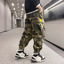 Boys spring autumn style camouflated pants children pants 2022 new 100 hitch foot handsome boy Han version overalls long pants