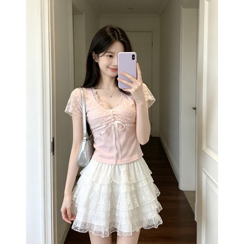 Designed with a Sweet and Girly Touch, Lace Patchwork Short-Sleeve T-Shirt for Women, Spring/Summer 2026 New Style, Pure and Alluring, Slim-Fit Inner Wear Short Top