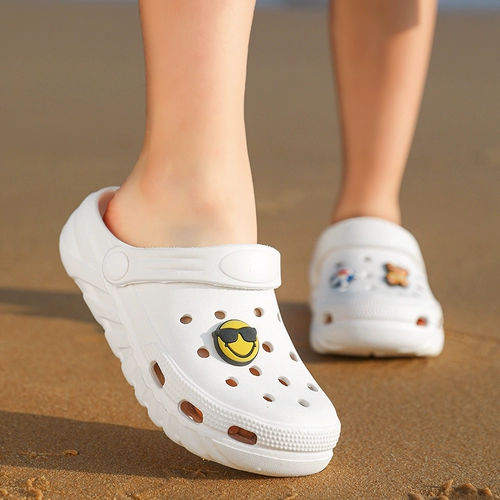 Детские тапочки в стиле Crocs для мальчиков, нескользящая пляжная обувь, босоножки, мягкая подошва, закрытый носок, можно носить двумя способами