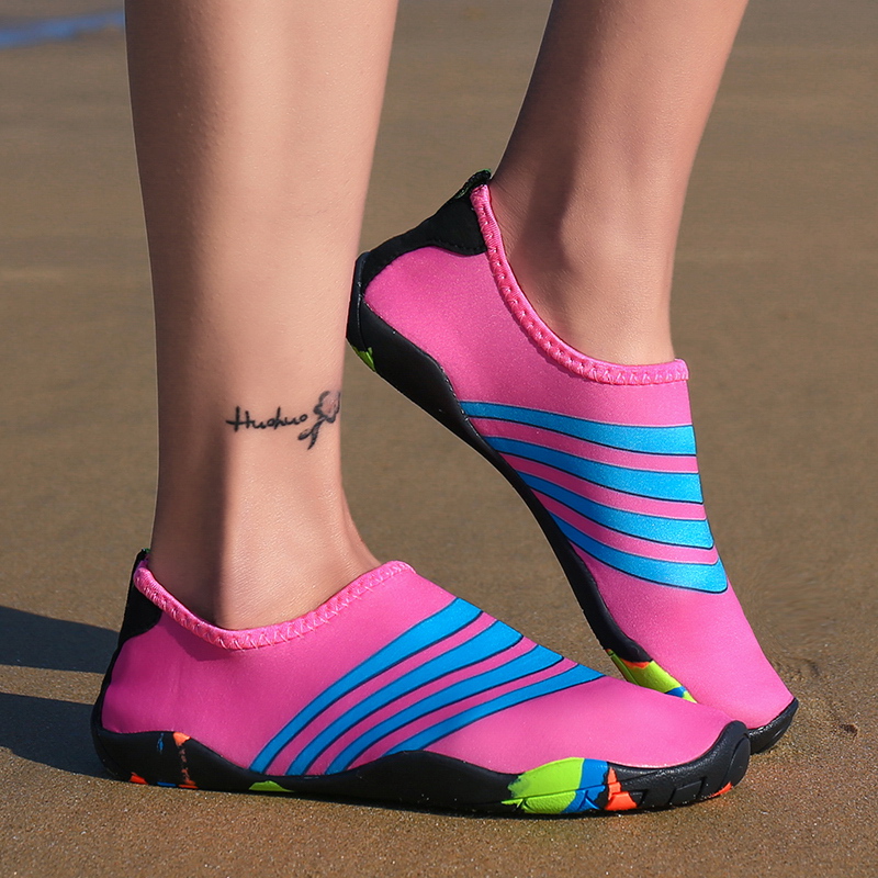 Parent-child beach river tracing shoes Men and women wading non-slip diving socks Couple snorkeling swimming shoes Treadmill yoga soft shoes