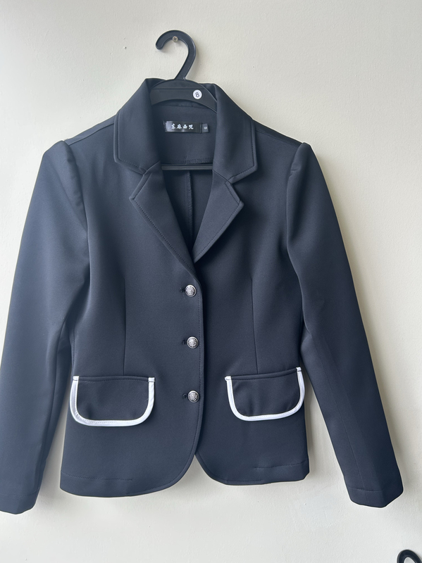 Children's Equestrian Knight Clothing, Comfortable and Breathable Equestrian Supplies for Men and Women, Equestrian Sports Children's Equestrian Knight Clothing, Comfortable and Breathable Equestrian Supplies for Men and Women, Equestrian Sports