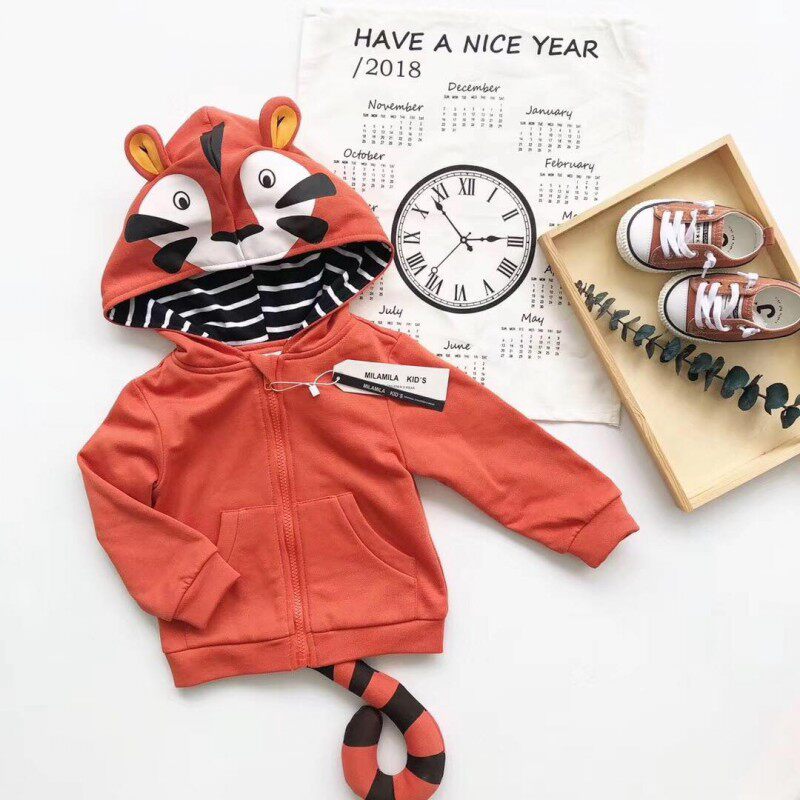 (Jo Jiao) New autumn and winter boys and girls with a small tiger shape jacket with small tail