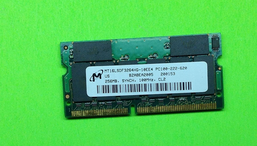 Micron Magnesium MT16LSDF3264HG-10EE4 PC100-222-620 256MB SYNCH memory