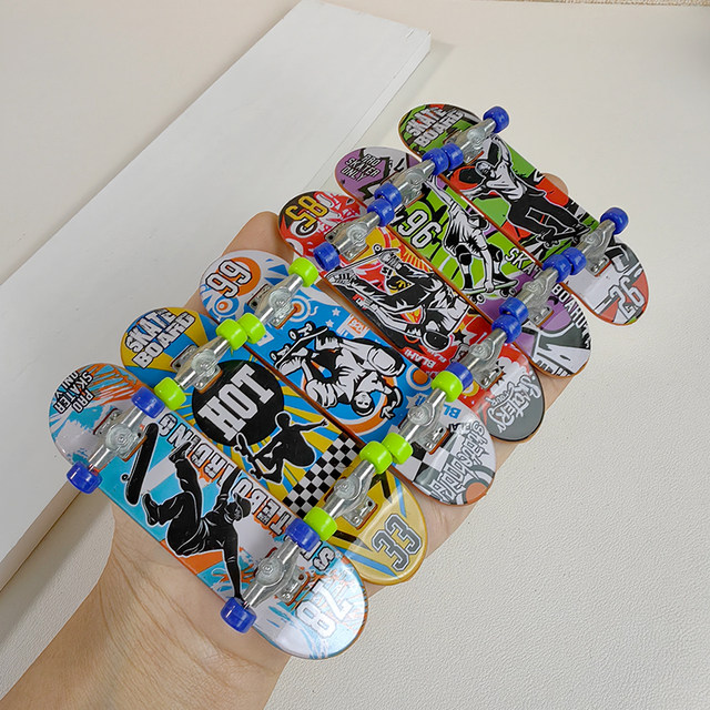 Finger skateboard puzzle decompression alloy plastic creative fingertip mini skateboard desktop toy gift entry ຕ້ານການຕົກ