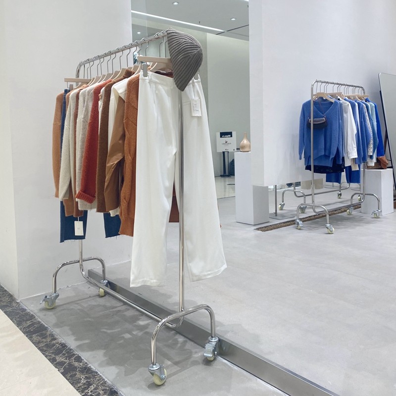Clothing Store Show Shelves Landing Style Mobile Middle Island Clothes Hanger Stainless Steel Clothes Shelves Women's Clothing Store Display Props