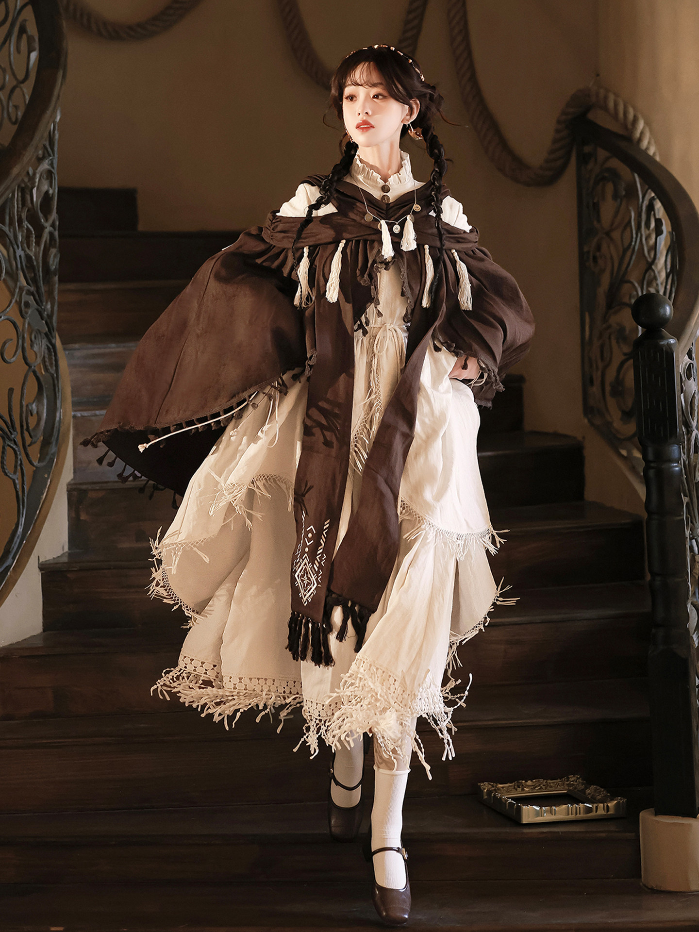Original genuine Desert Walker Dreamweaver new Chinese style wasteland wandering style shawl retro Chinese element dress suit