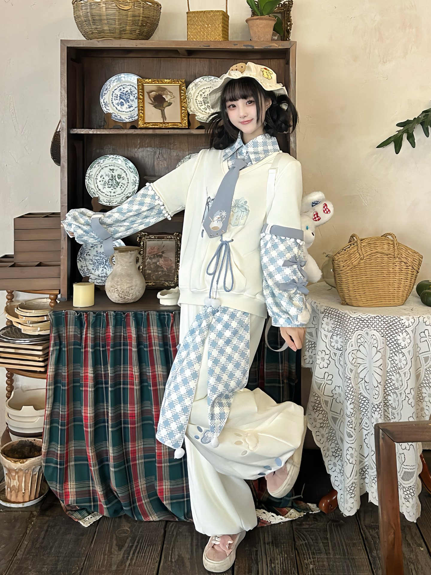 Original Genuine Snowball Game Lolita Daily Cute Fake Two-piece Tie Plaid Autumn and Winter Top and Pants Suit