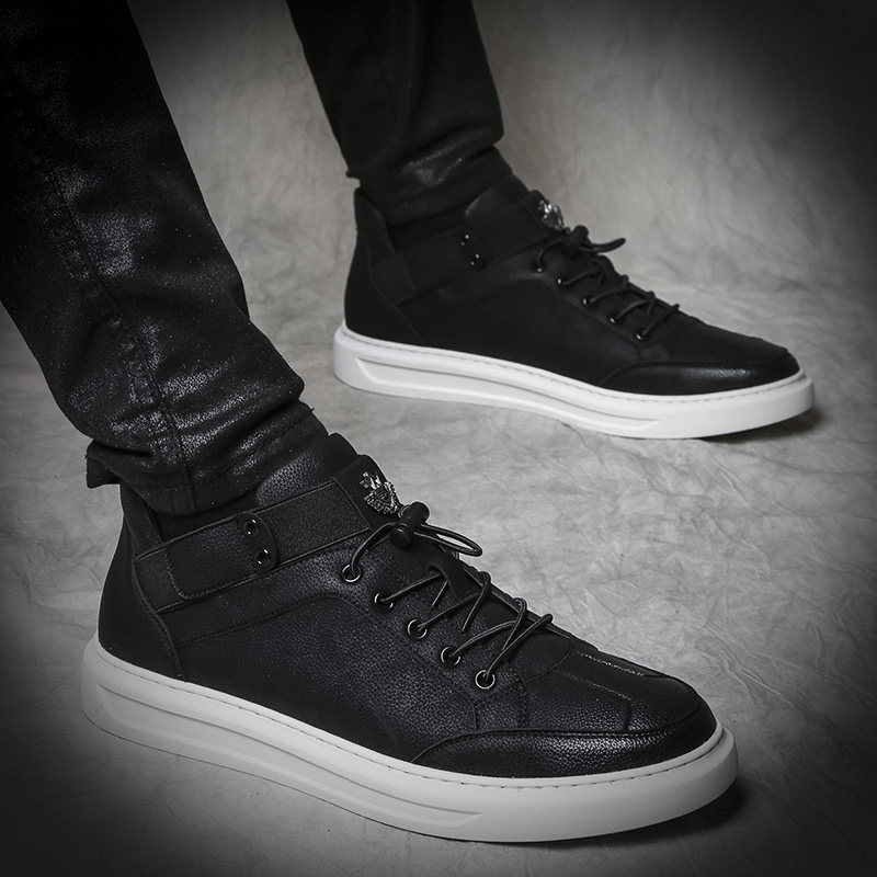 2022 New board shoes men's inner heightening Korean version trendy casual 100 hitch male shoes Inron black shoes men's wave shoes