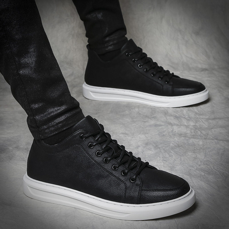 2022 New board shoes Men's Korean version Leisure trends Heightening Inglén Shoes Men's Wave Shoes 100 hitch black men's shoes