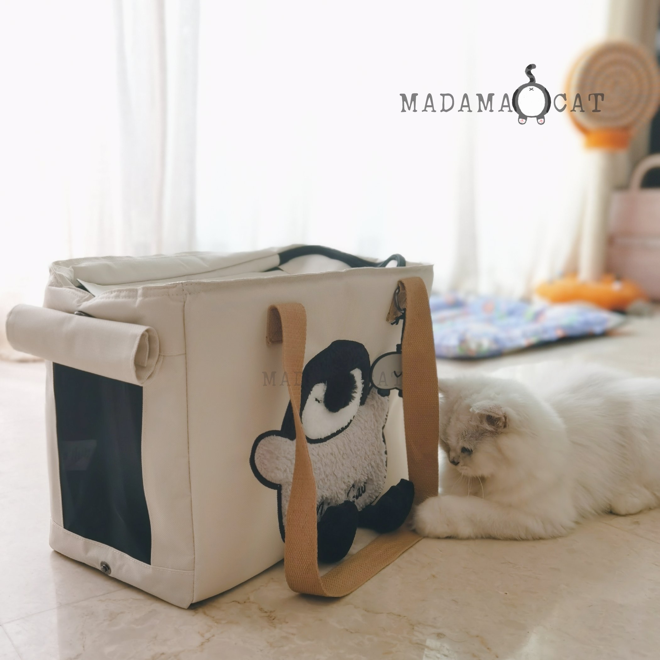 MADAMA CAT Ultramega Penguin Duck Duck Cat Outsourcing ~ Year Pastry Pet Pack Cat Pack Single Shoulder Portable