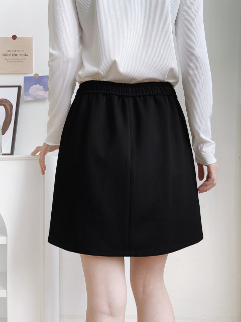 Autumn and Winter Versatile Casual Short Skirt, Anti-Exposure Elastic Skirt, High-Waisted Plus Size Elastic Waist Sports Short Skirt, Spring and Autumn
