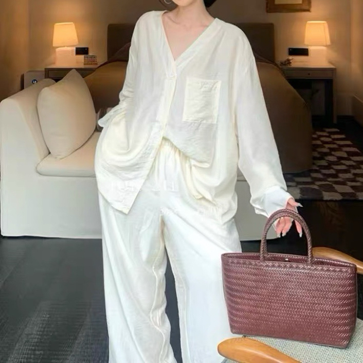 No Retro Old Money Style Set 75% Lyocell 25% Cotton Lazy V-Neck Sun Protection Shirt Wide-Leg Floor-Length Pants 5616Lj No Retro Old Money Style Set 75% Lyocell 25% Cotton Lazy V-Neck Sun Protection Shirt Wide-Leg Floor-Length Pants 5616Lj