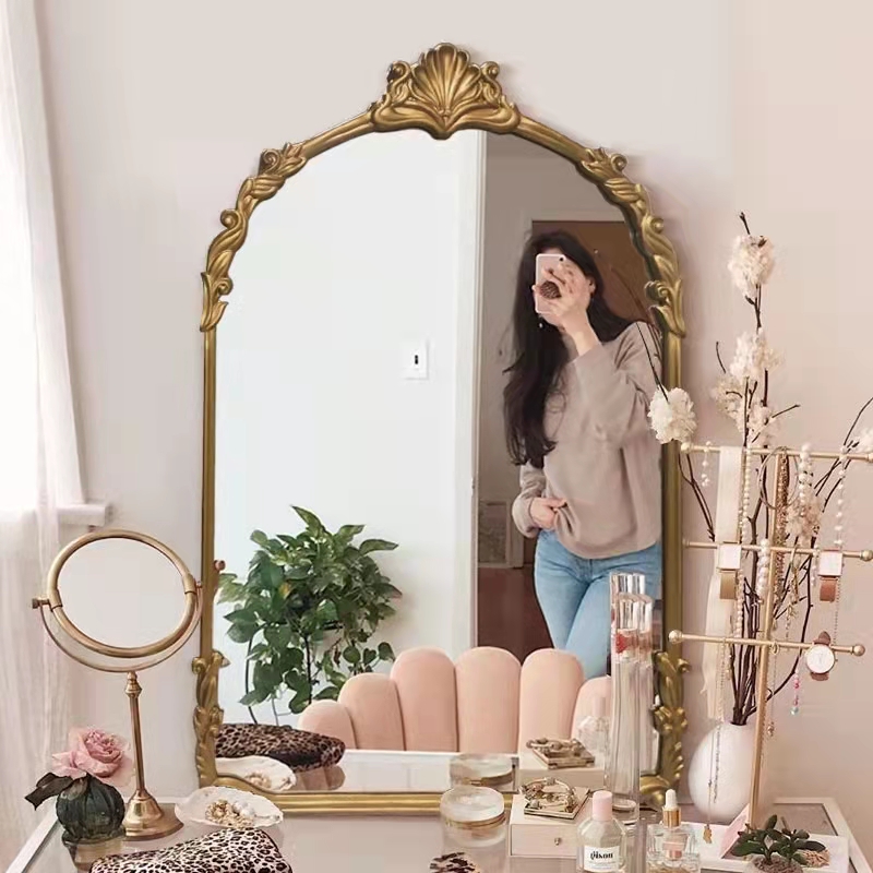 European carved vintage makeup mirror light luxury French decorative mirror background wall hanging desktop bathroom dresser mirror