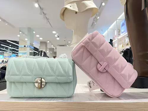 Популярная в этом году лето 2025, новая простая сумка на цепочке, сумка через плечо, маленькая сумка, сумка на плечо, высококачественная женская сумка с ромбом