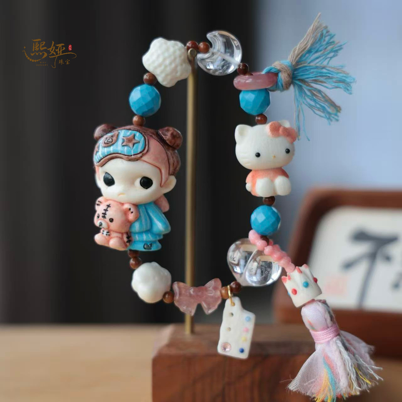 Deer Antler Root Pajamas, Ga Zi Jie Duobao Bracelet Paired with Kitty Cat, Paired with Camel Bone Stars, Clouds, and Crown Deer Antler Root Pajamas, Ga Zi Jie Duobao Bracelet Paired with Kitty Cat, Paired with Camel Bone Stars, Clouds, and Crown