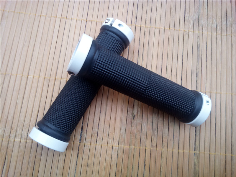 Poignées de vélo - Ref 2339424 Image 8