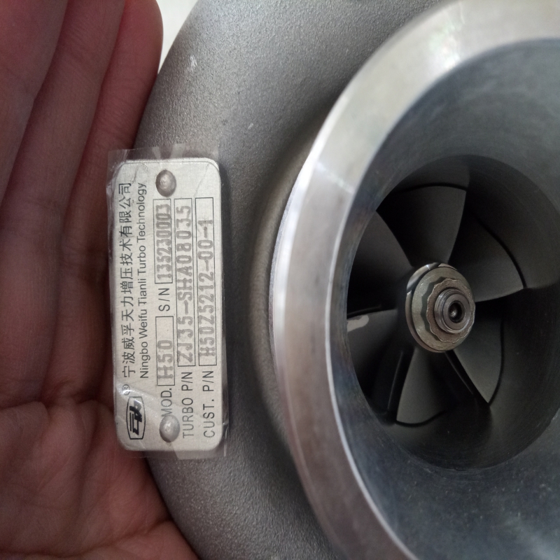 Xinchai Harvester Isuzu HP50 4JB1T 498 490 J50S J60S Turbocharger Supercharger