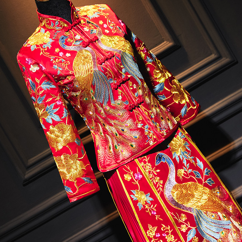 Xiuhe clothing bride 2021 new winter Chinese style dress out of the pavilion toast small size phoenix crown