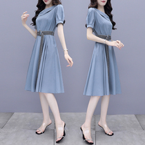 Fa-style one-piece dress lady Xia 2021 Spring loaded with new lace collection waist display slim name Yuanyu temperament Long a word skirt