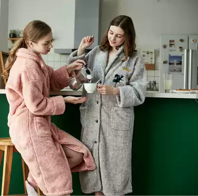 Coral velvet robe women's winter thickened pajamas autumn flannel warm bathrobe can be worn in home clothes