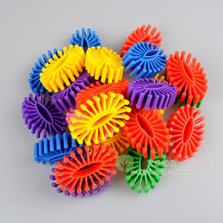 Flower wheel building block kindergarten gear parquet to build up building block children eco-friendly plastic non-toxic and odorless building blocks