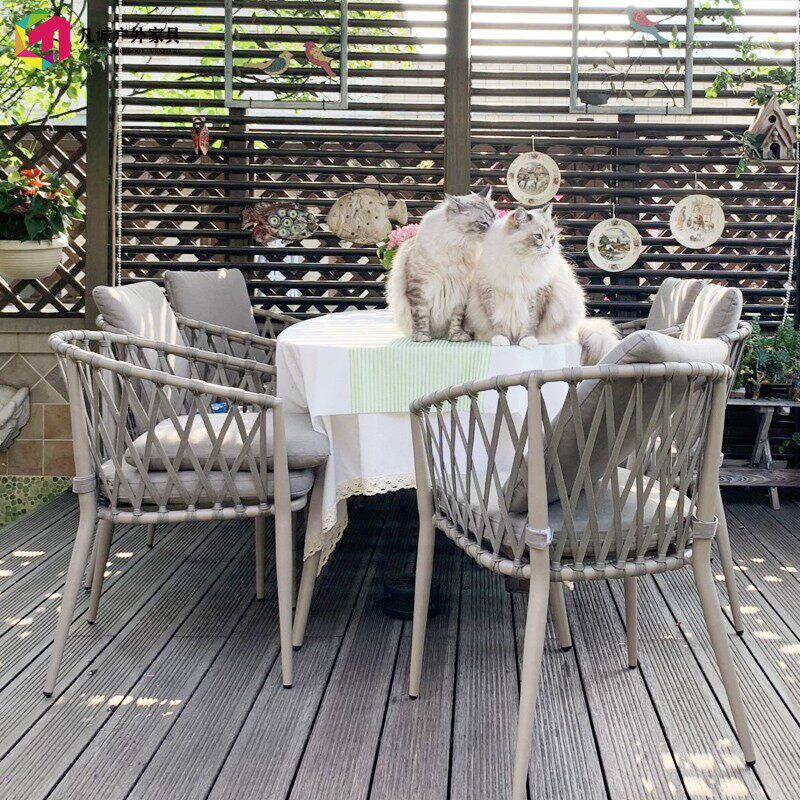 Outdoor table and chairs courtyard open-air dining room outdoor rattan chair designer rattan villa garden hotel patio furniture