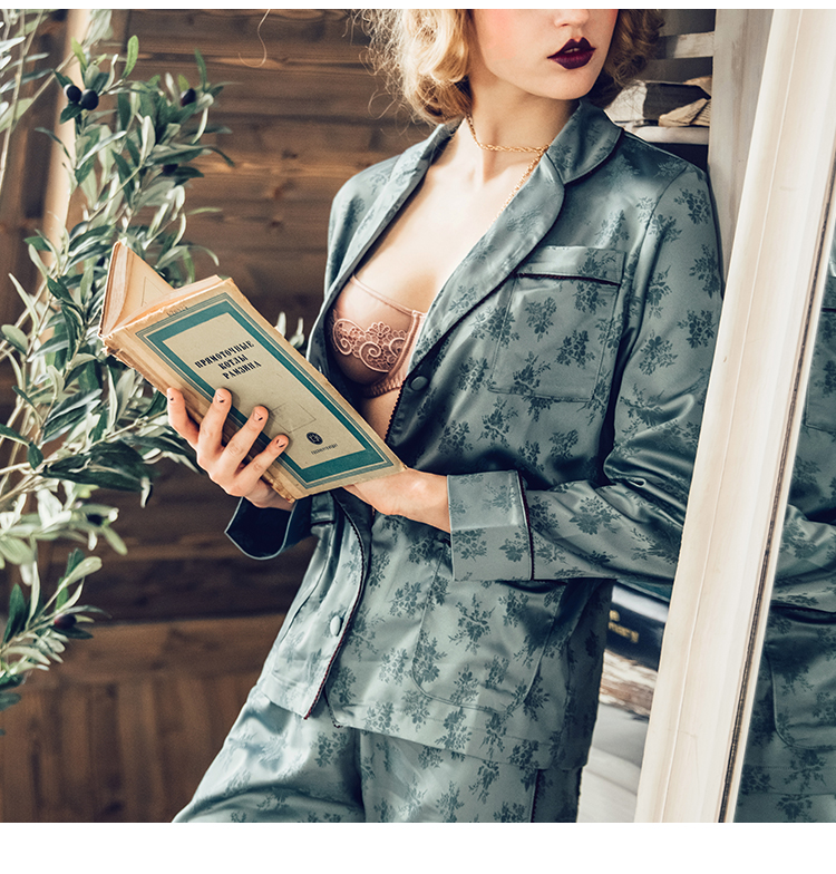 BOTHYOUNG mùa thu đông retro đồ ngủ cung điện set đồ nữ cổ chữ V thêu nhà dài hai mảnh đồ bộ pijama