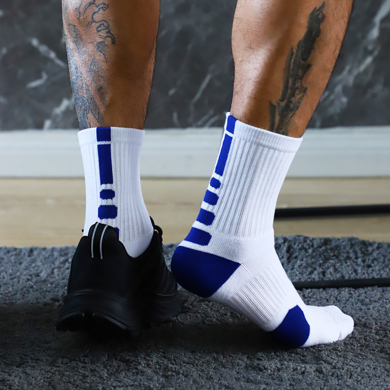 3 Pairs of Men's Sports Mid-Calf Socks, Breathable Basketball Cushioning Terry Training Socks, Spring and Summer Cotton Youth Unmad