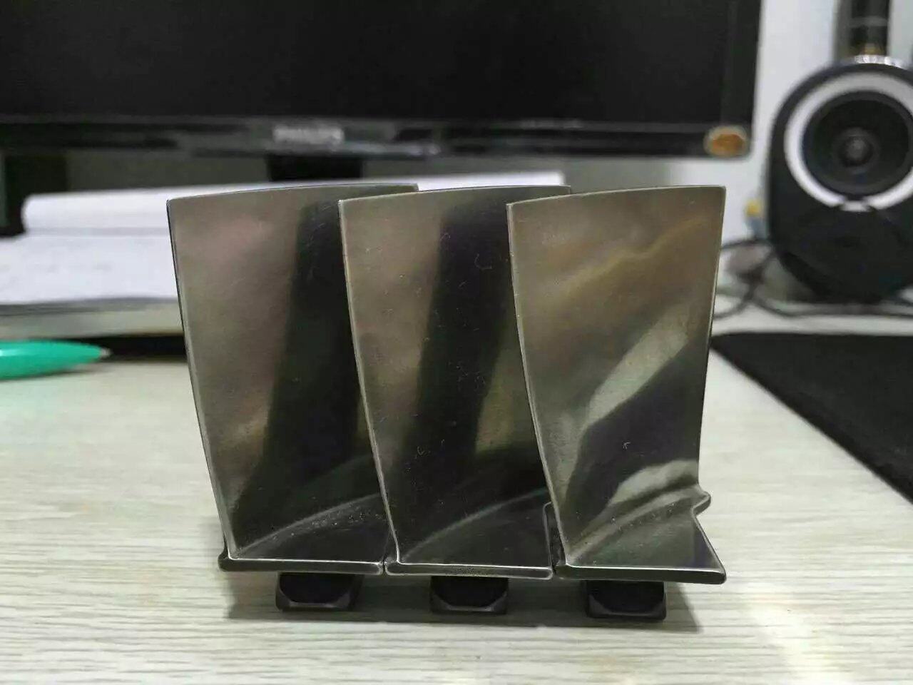 F110-GE-129 class 9 compressor Fe-25Ni-15Cr high temperature alloy blade