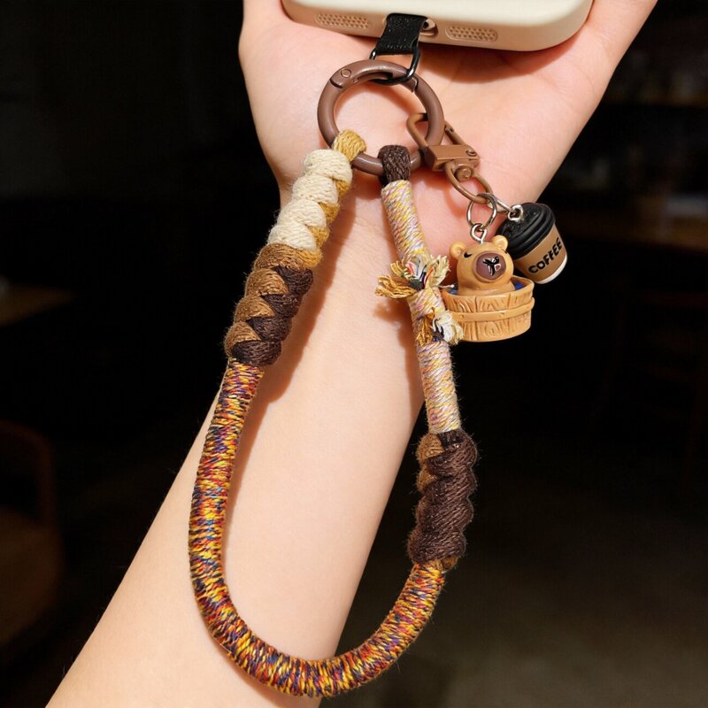 Niche Exquisite High-End Phone Strap, Wrist Strap, Durable Woven Cute Capybara Pendant, Anti-Loss Chain