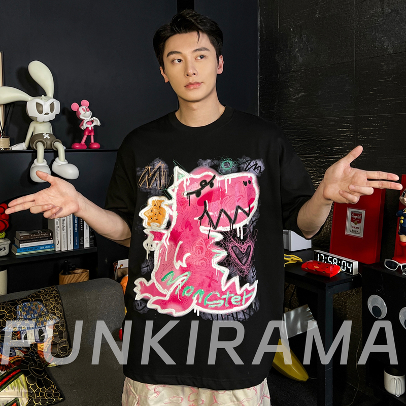 Printed Short-Sleeve Hand-Drawn Graffiti American Street Style Loose-Fitting Couple's Matching Casual T-Shirt with a Sense of Design